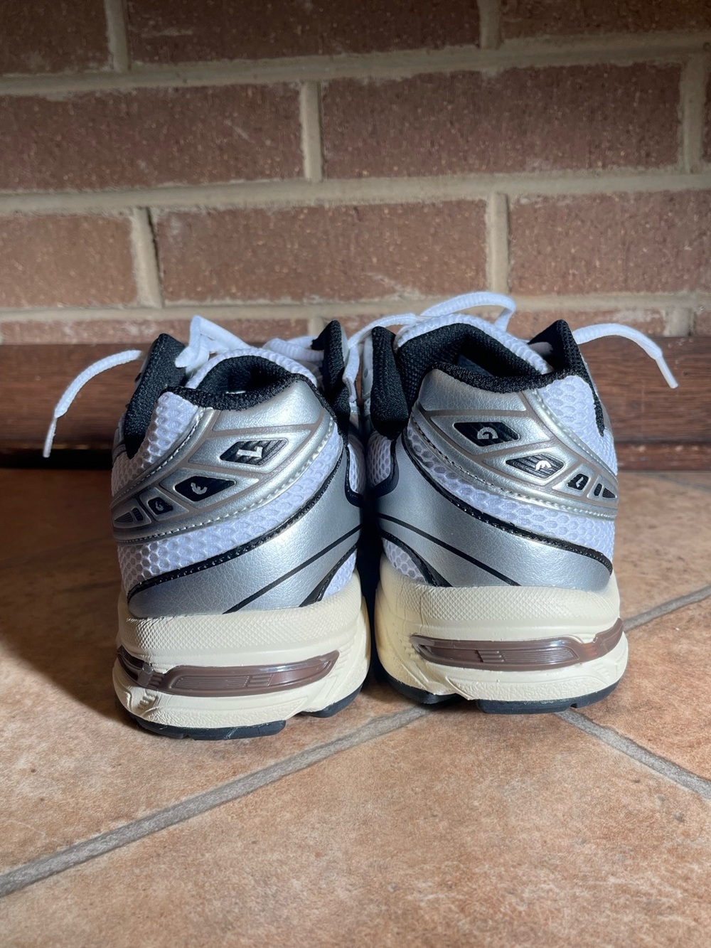 Asics White Silver Black Athletic Running Shoes - Picture 4 of 7